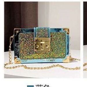 Super cute 👛